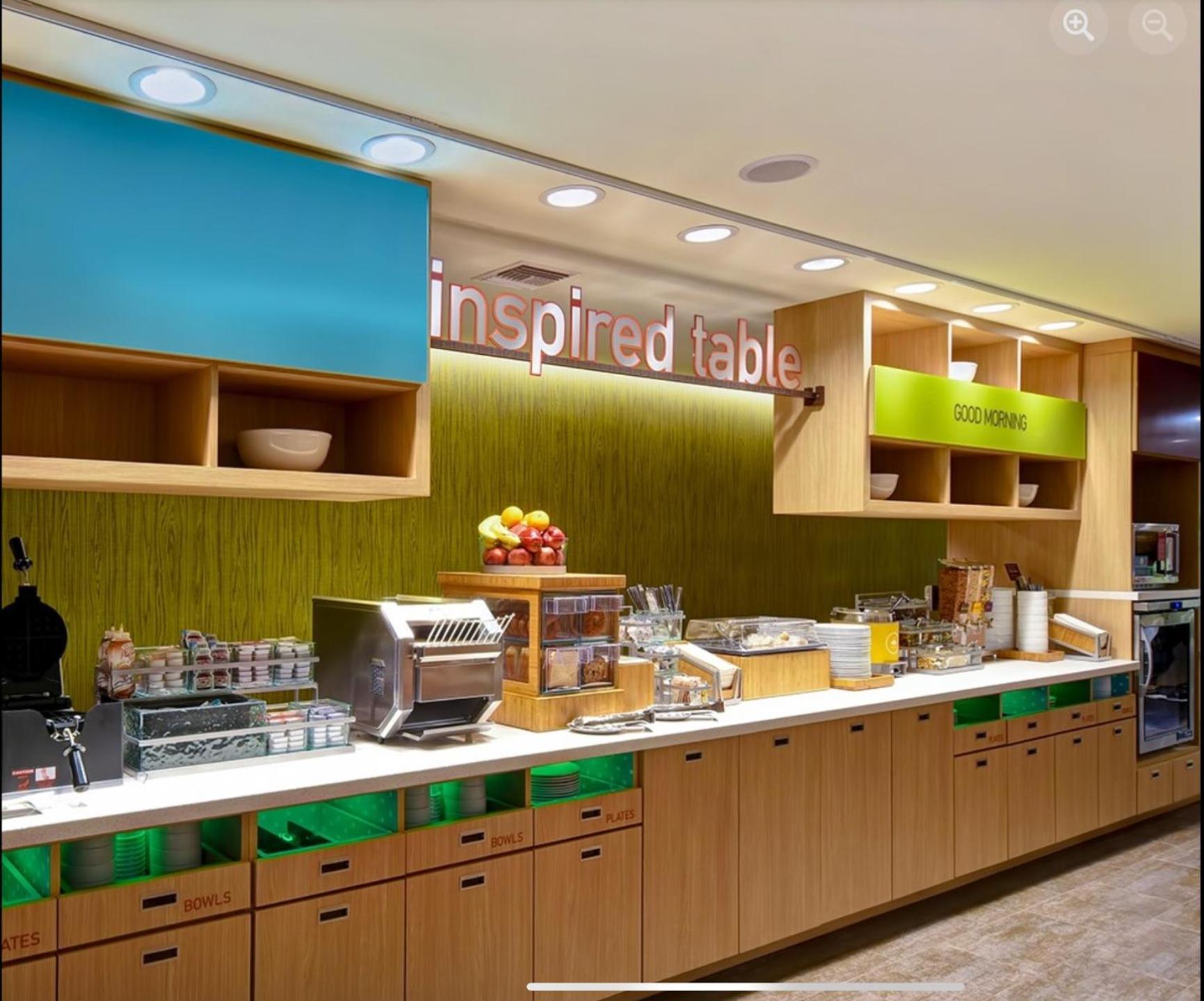 Home2 Suites By Hilton Newark Airport Bagian luar foto