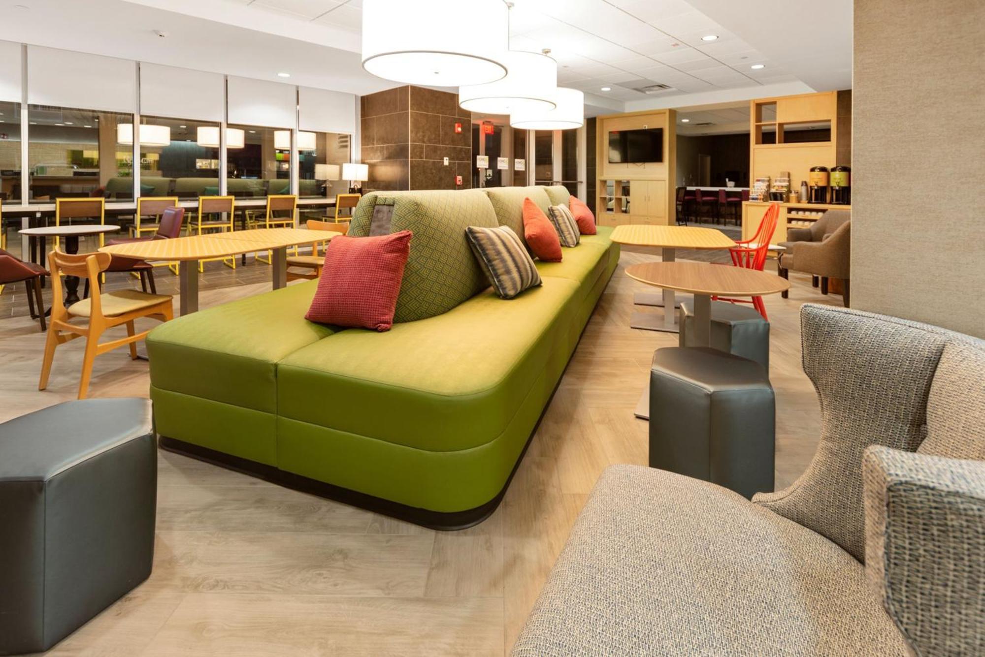 Home2 Suites By Hilton Newark Airport Bagian luar foto